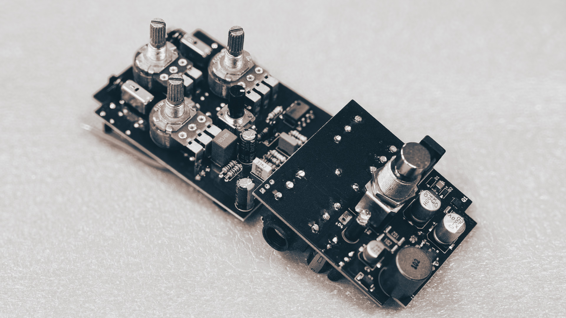 FOUNTAIN ( 2025～ ver. ) – Ovaltone -handmade effect pedals-