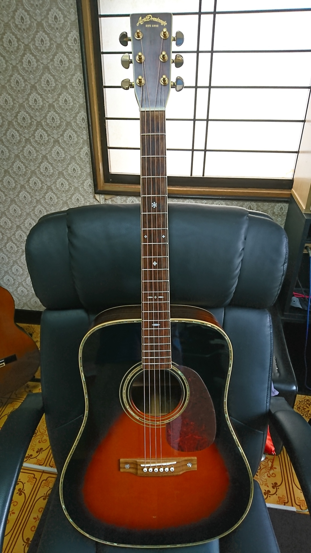Aria Doreadnought AD-80BS♬: オヤジの挑戦TK□趣味のギター弾き語り