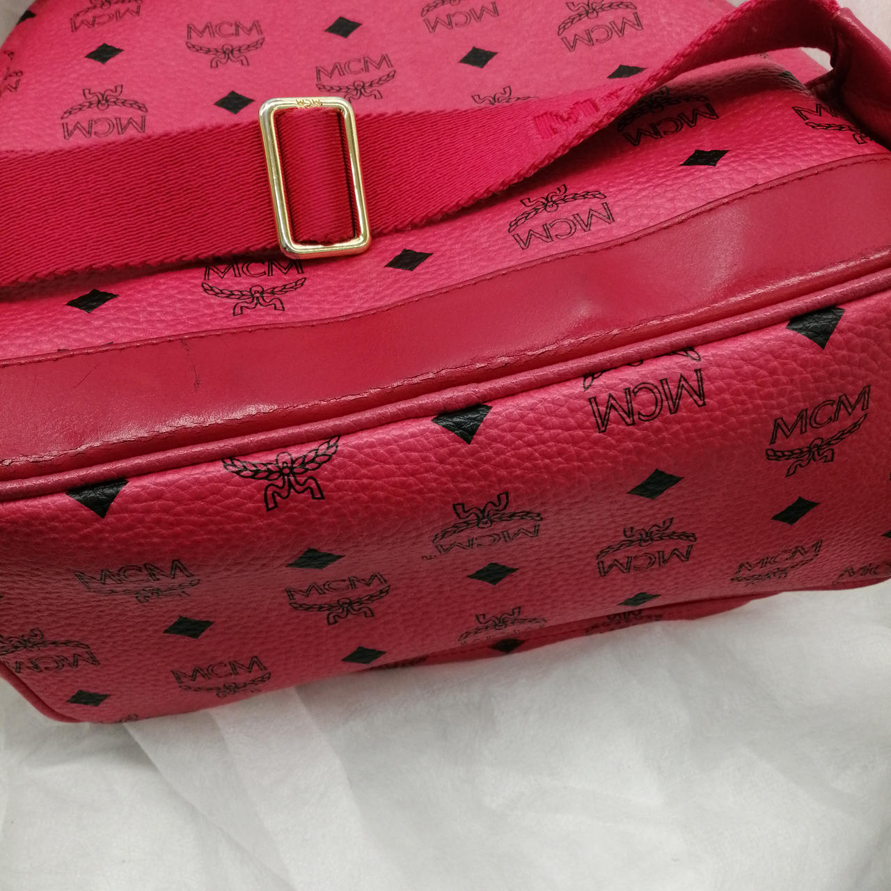 エムシーエム(MCM)|スタッズリュック ピンク|【ハードオフ公式通販