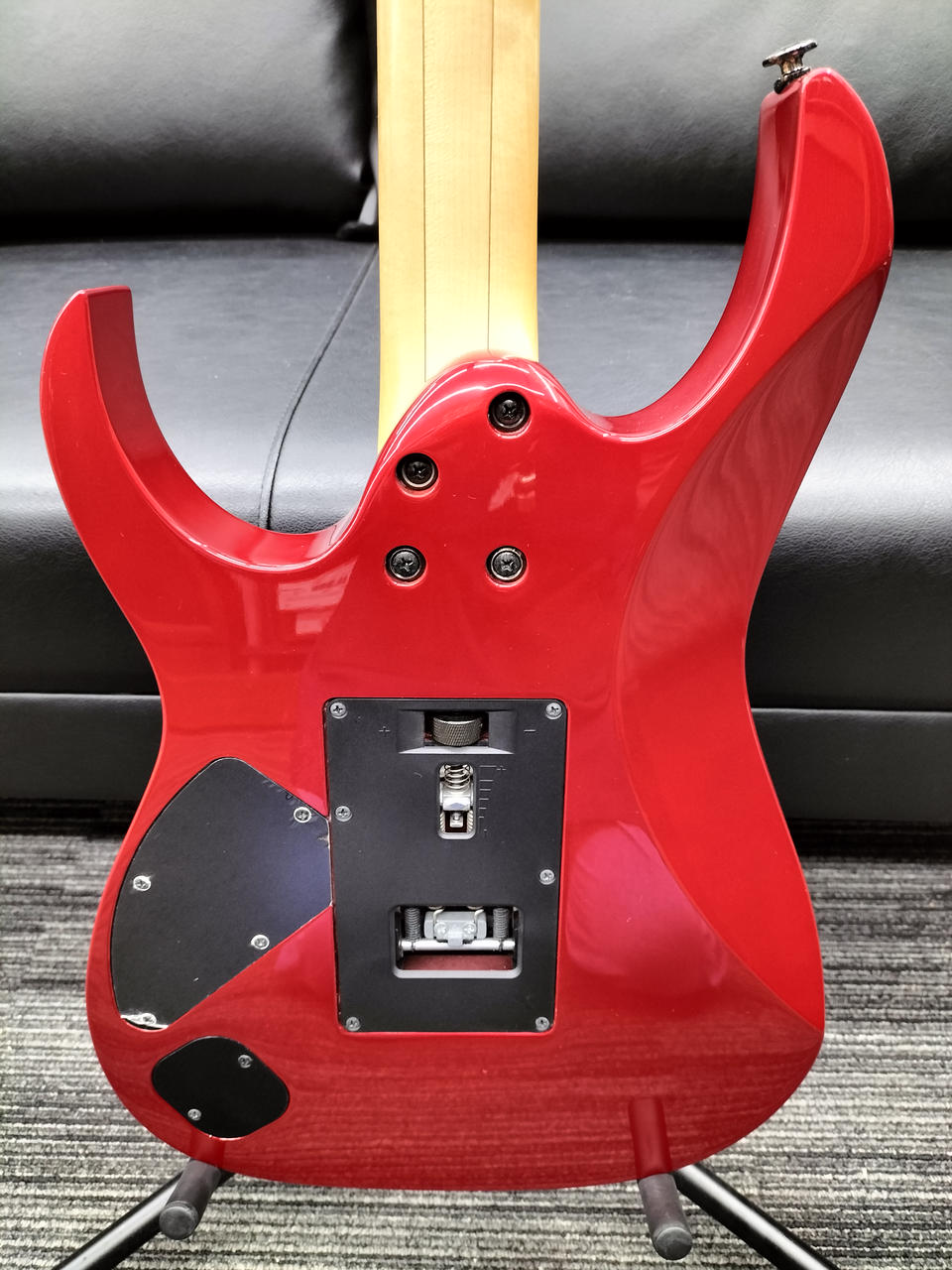 アイバニーズ(IBANEZ)|エレキギター|【ハードオフ公式通販】オフモール
