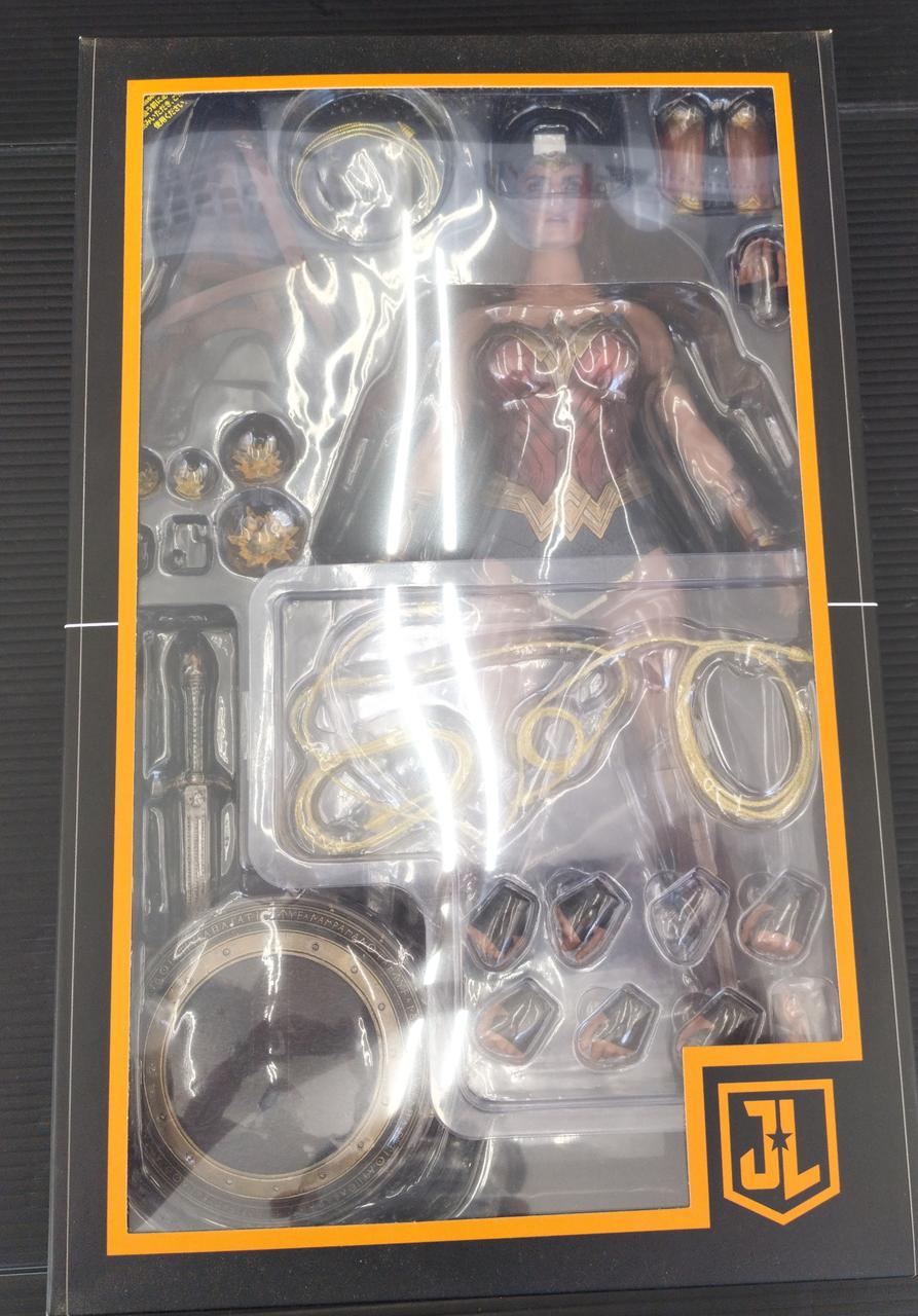 ホットトイズ|ワンダーウーマン 1/6 アクションフィギュア|【ハード
