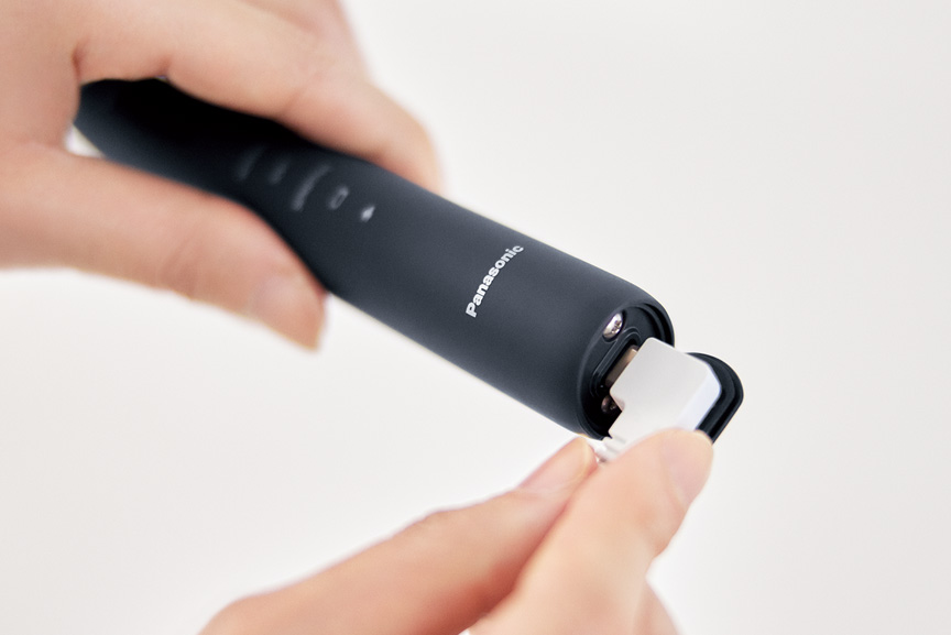 概要 音波振動ハブラシ(電動歯ブラシ) ドルツ EW-DA48 | オーラルケア