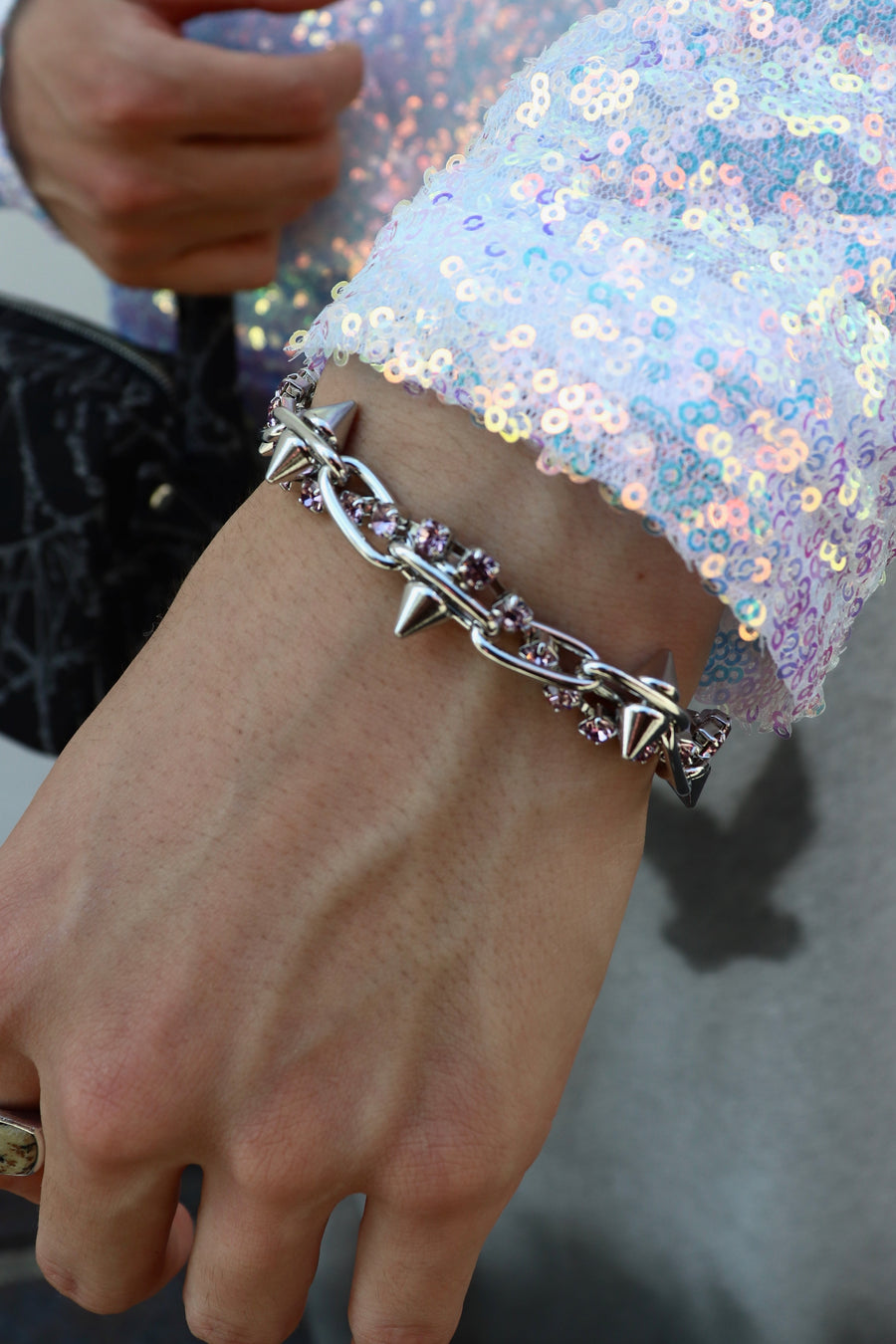 MASU(エムエーエスユー)のRAINDROP BRACELET PINKの通販｜PALETTE art