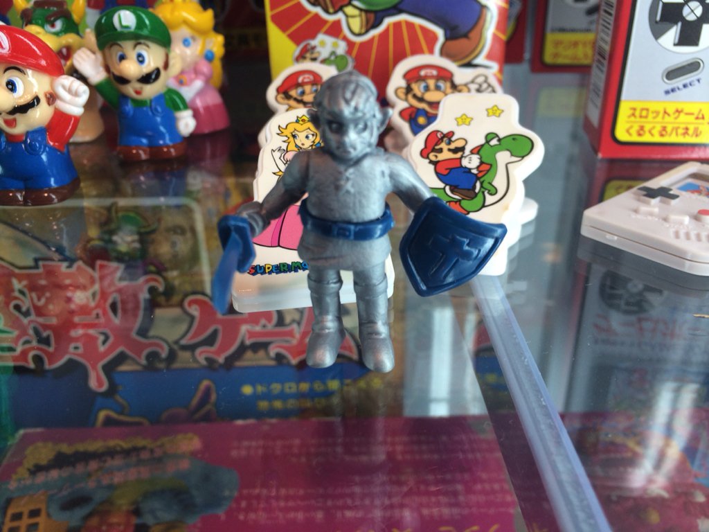 ファミコンチョコ第4弾 ダイラ 彩色版 ゼルダの伝説 消しゴム