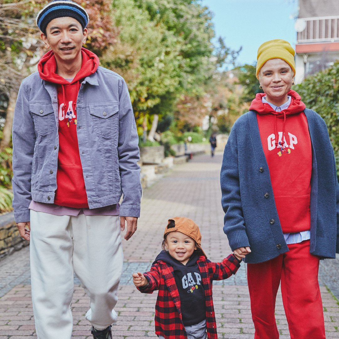 Webマガジン「HOUYHNHNM」が選ぶ10組のおしゃれ親子をスナップ