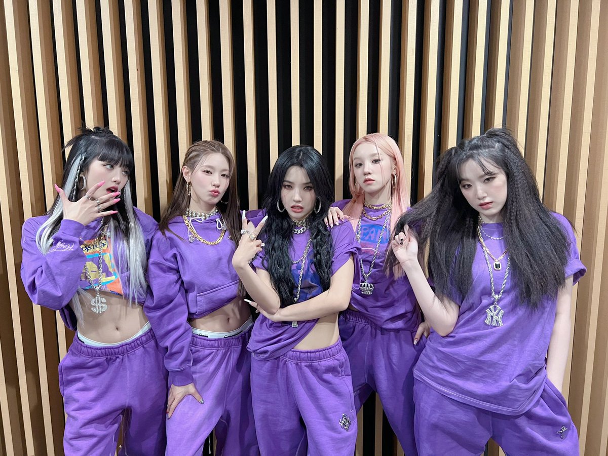 📸] 20220317 @ #엠카운트다운 NEVERLANDの皆さんが待ち望んでいたM