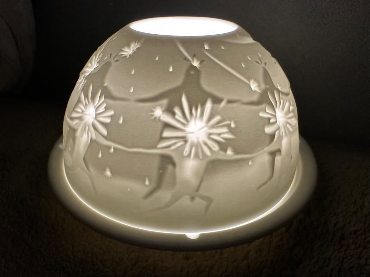 ジブリパークの魔女の谷 星の子のキャンドルホルダー再販かかってる