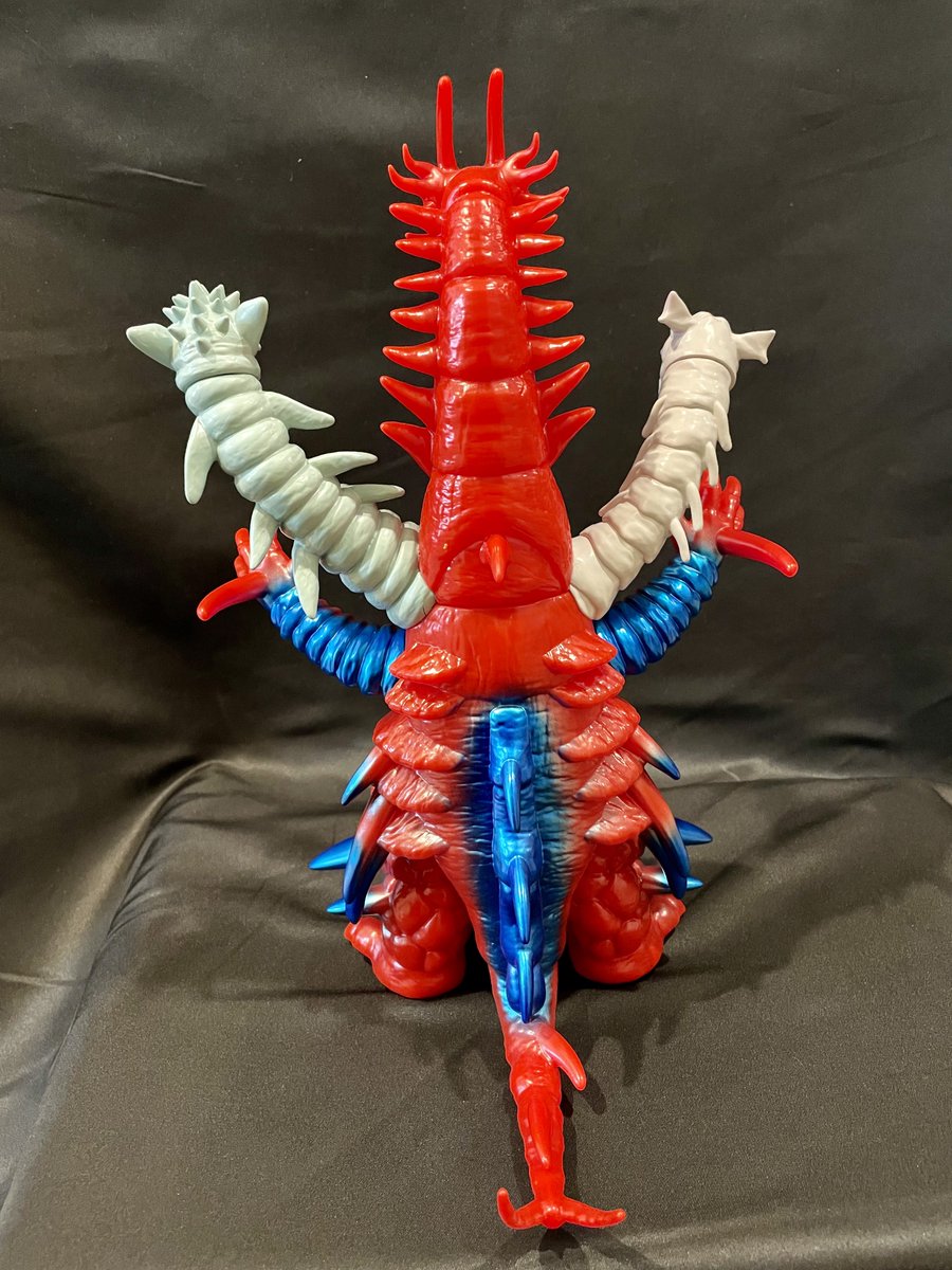 Y・MSF社製［ウルトラマンシリーズ］第15弾『三ッ首怪獣 ファイヤー