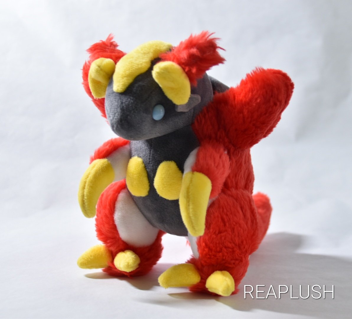 再販】 『ウルトラマンオーブ』より ・ゼッパンドンぬいぐるみ 円谷