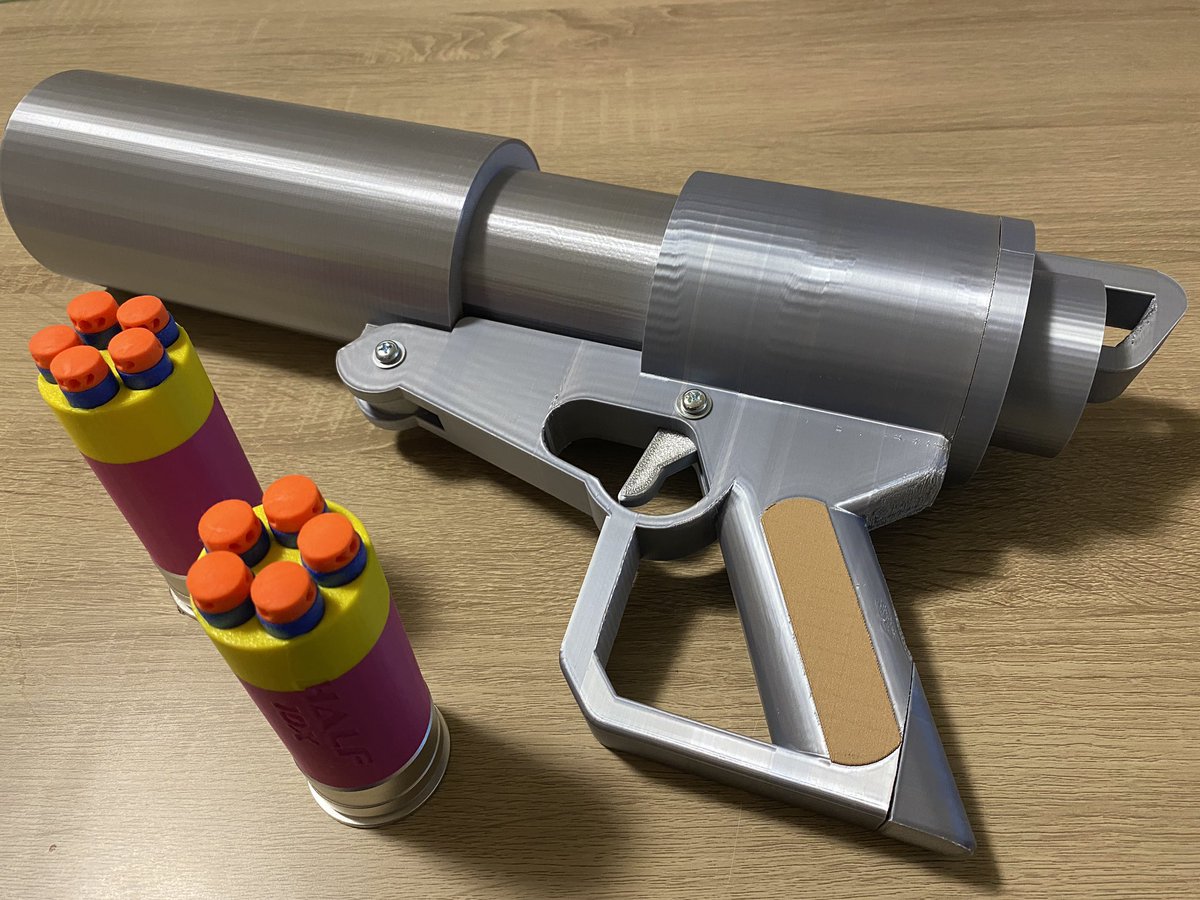 みなさまのおかげで ラピュタのパズーが持っていたバズーカを3D