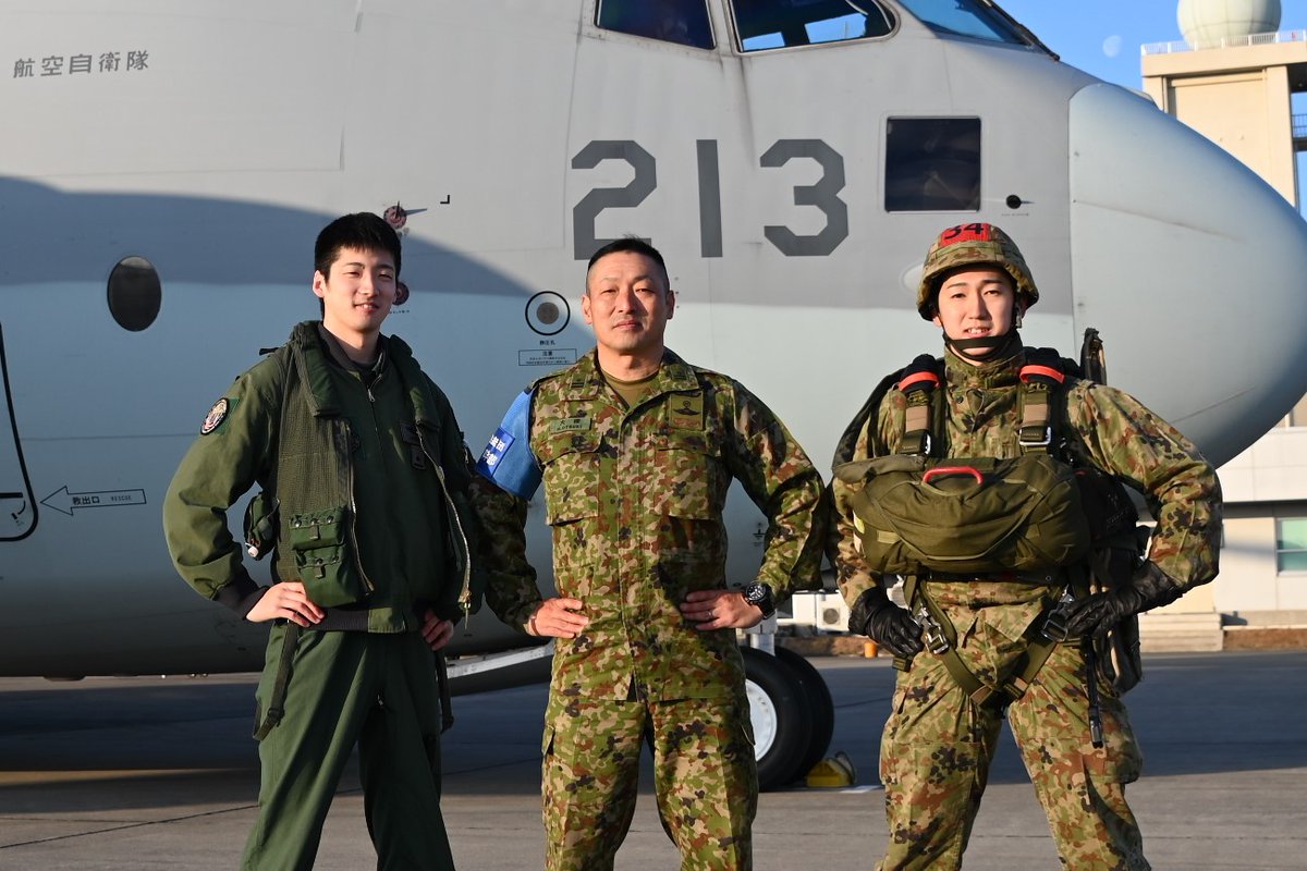 親子3名での空挺降下訓練】 2月17日(月)、空挺教育隊が実施した第