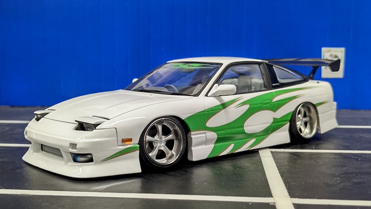 そしてチューンドカー98 URASの180SX Ver.2 こちらは18インチVS-KF
