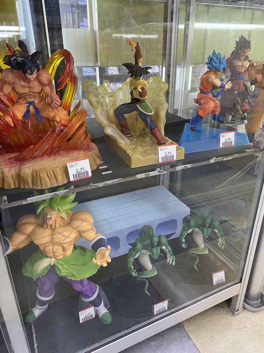 ブックタウン津島店価格情報】 残りのショーケース内のドラゴンボール
