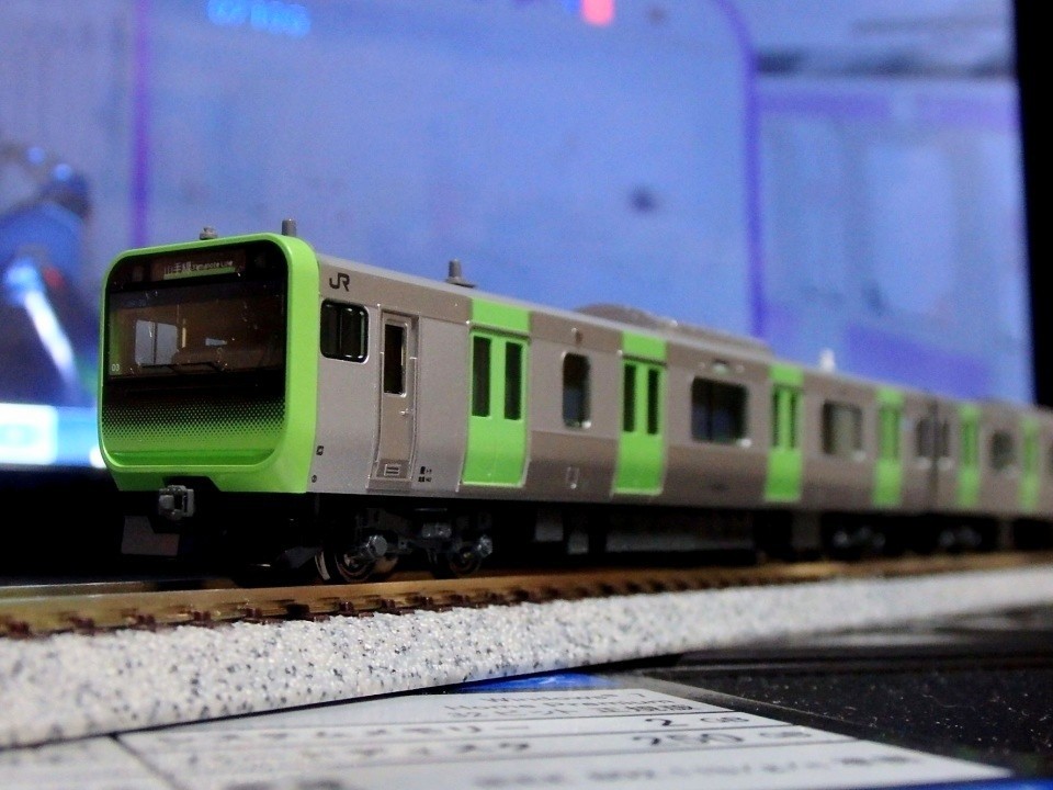 KATO E235系 山手線 : 東奔北走