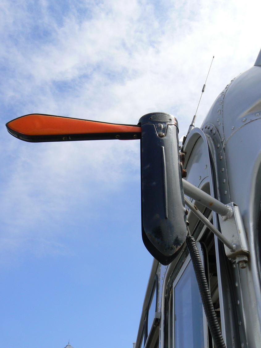 セマフォー、所謂アポロ式方向指示器について。 : TOKYO CAR WATCHING