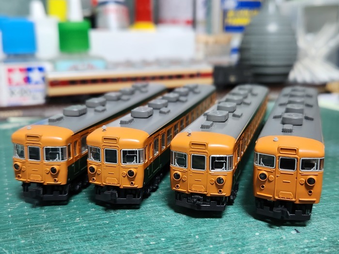 甦れ東海形！カトーの153系（その2） : 赤い電車は臼い線