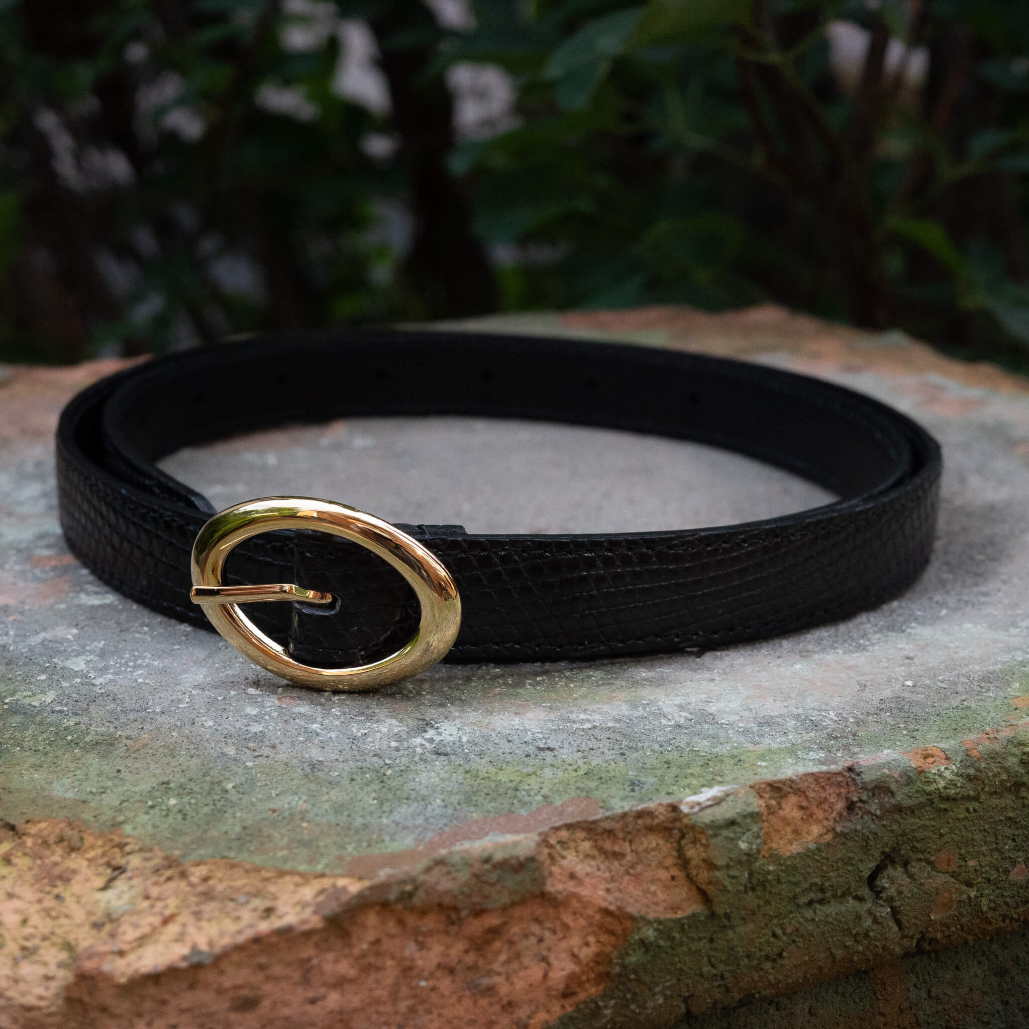 BISOWN(ビソウン)/LIZARD OVAL BELT/BK – peau de l'Ours