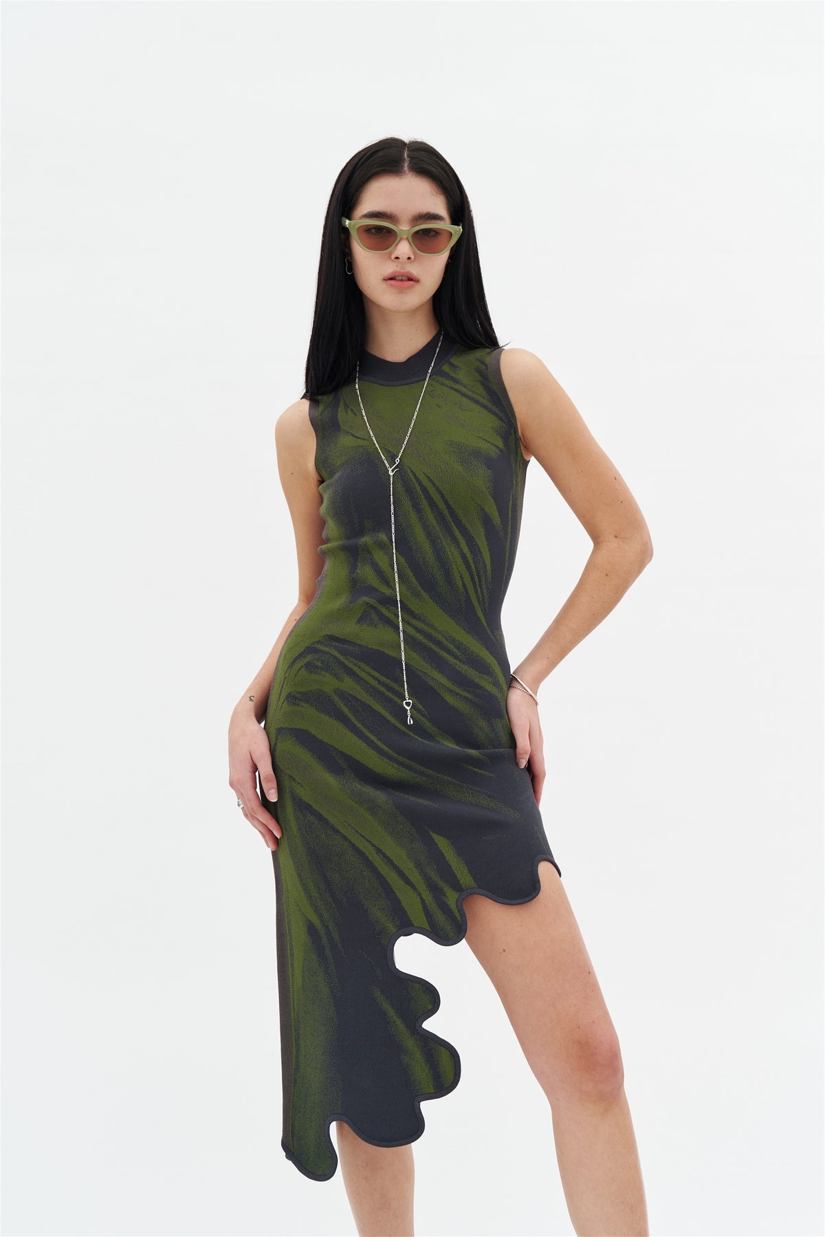 MIA SIGNATURE WAVY DRESS– PH5