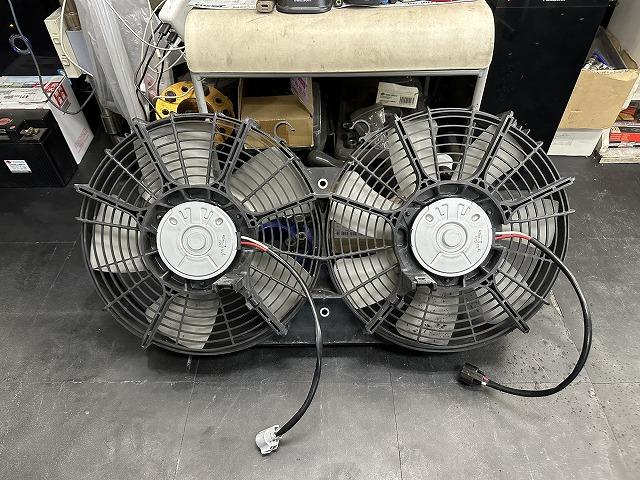 滋賀オートライフハノ トヨタ「ハイエース」(200系)の電動ファン