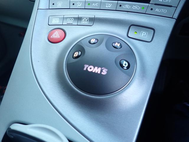 トヨタ 30プリウス シフトレバー交換 ZVW30 Gツーリングセレクション