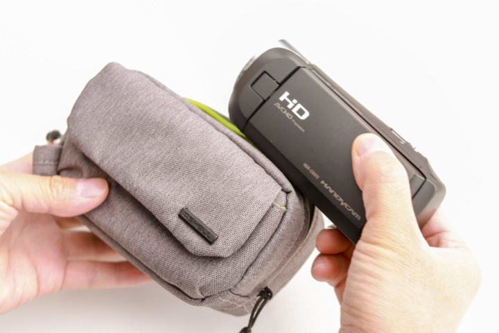 手のひらサイズの超軽量ビデオカメラSONY HDR-CX470を実写レビュー