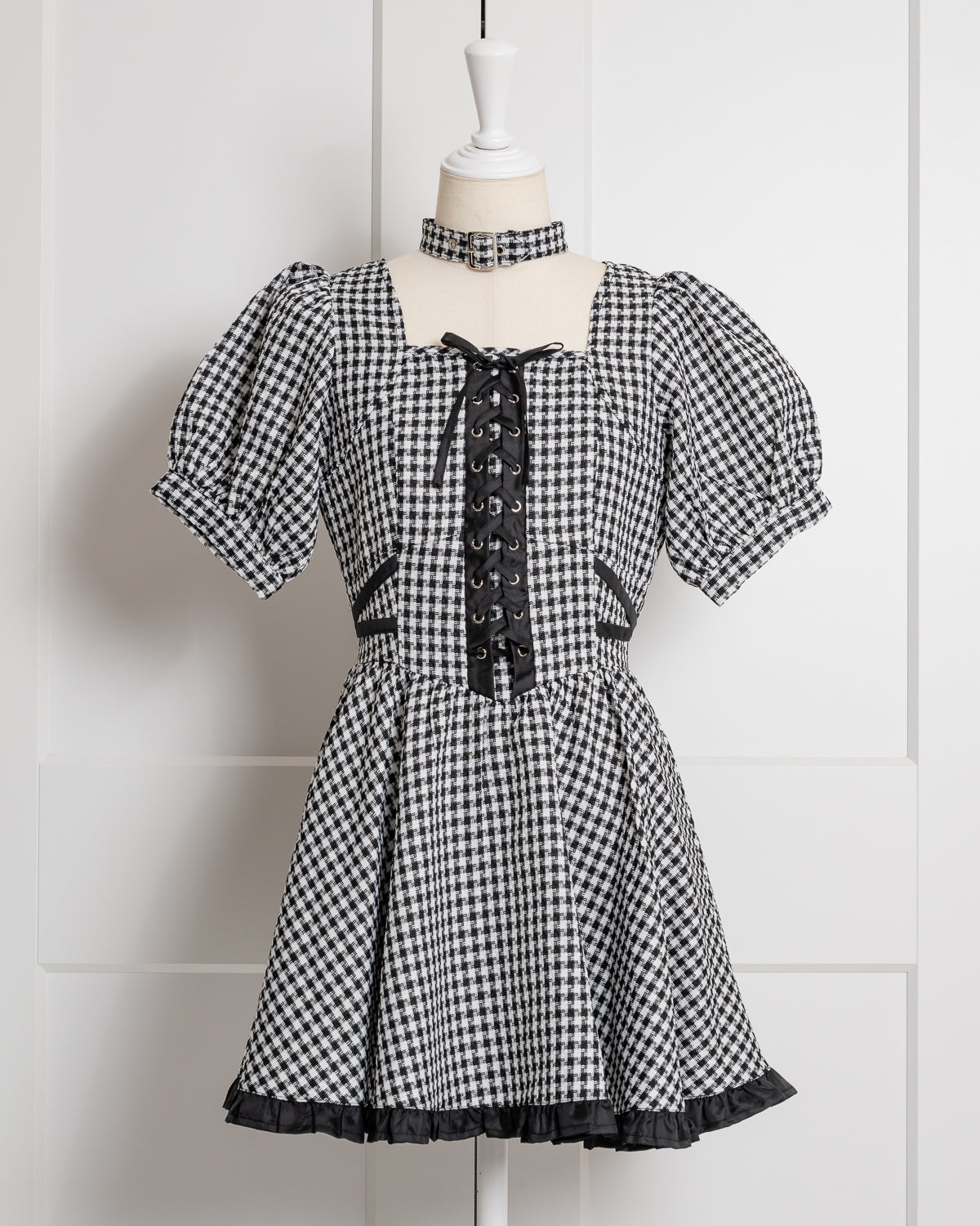 サイドクロスチョーカーフレアワンピース – pium