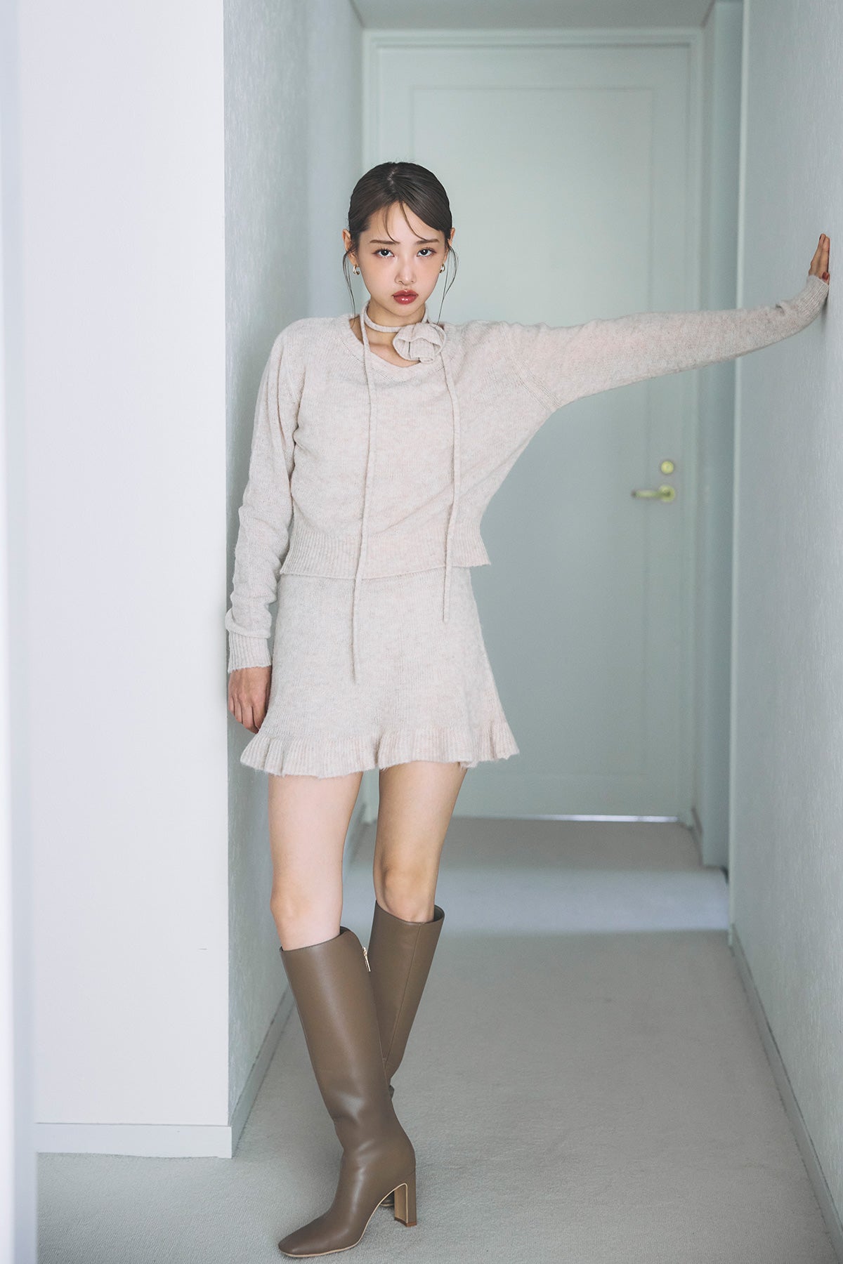 ロゴジップスクエアトゥロングブーツ – poláura OFFICIAL ONLINE STORE