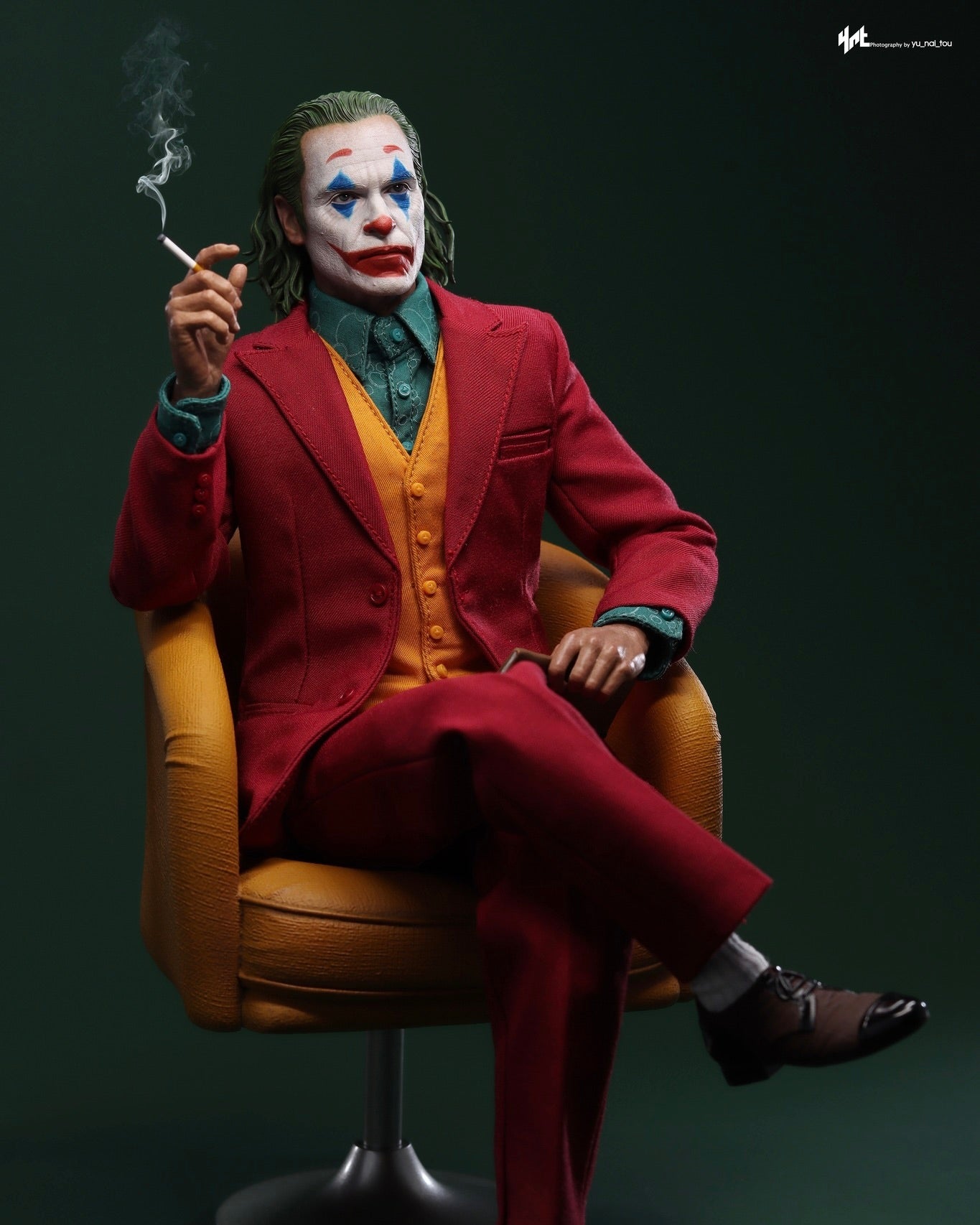 Hot Toys DX43AE The Joker 2019 Joker (Artisan Edition) 1/6 Scale
