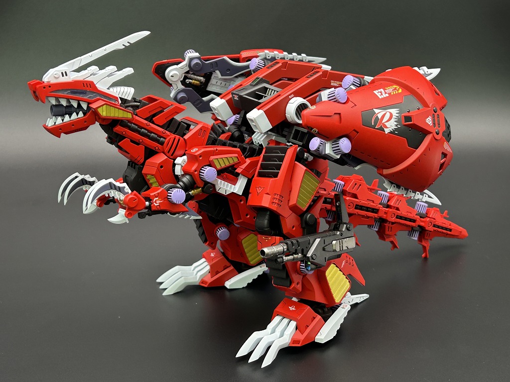 製作代行紹介「コトブキヤ 1/72 HMM ゾイド ジェノブレイカー レイヴン