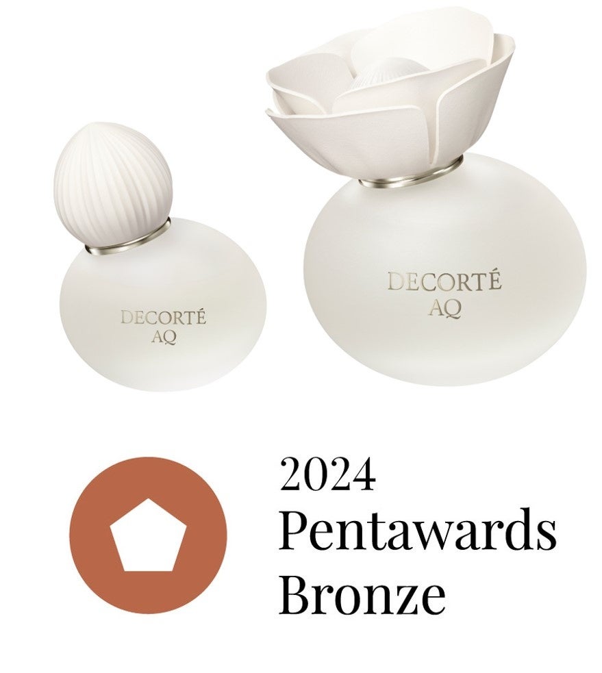 フローラルな香りが目の前に広がる様子を想起させるエレガントな