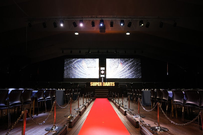 優勝賞金1000万円！ダーツ世界一決定戦「SUPER DARTS 2025」が11月29日