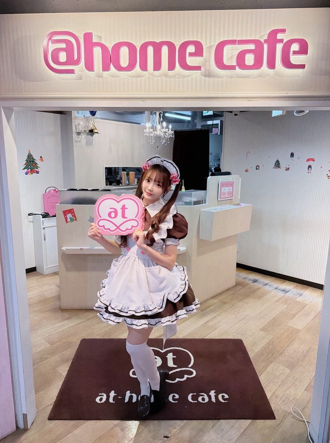 あっとほぉーむカフェ21周年記念/Malymoonコラボ オリジナルメイド服