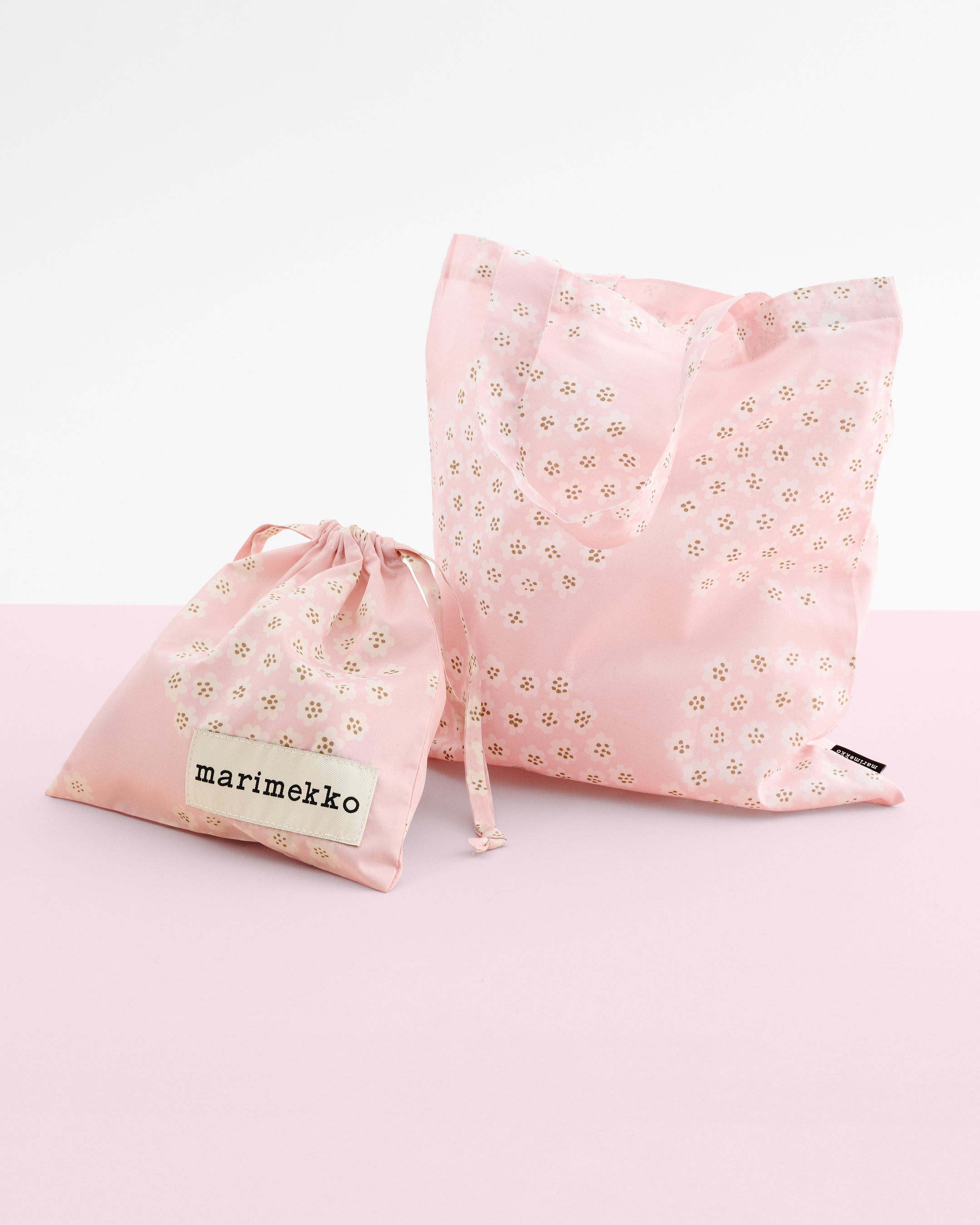 マリメッコ]桜の季節の訪れにあわせて、「Marimekko Sakura Pop-up」を