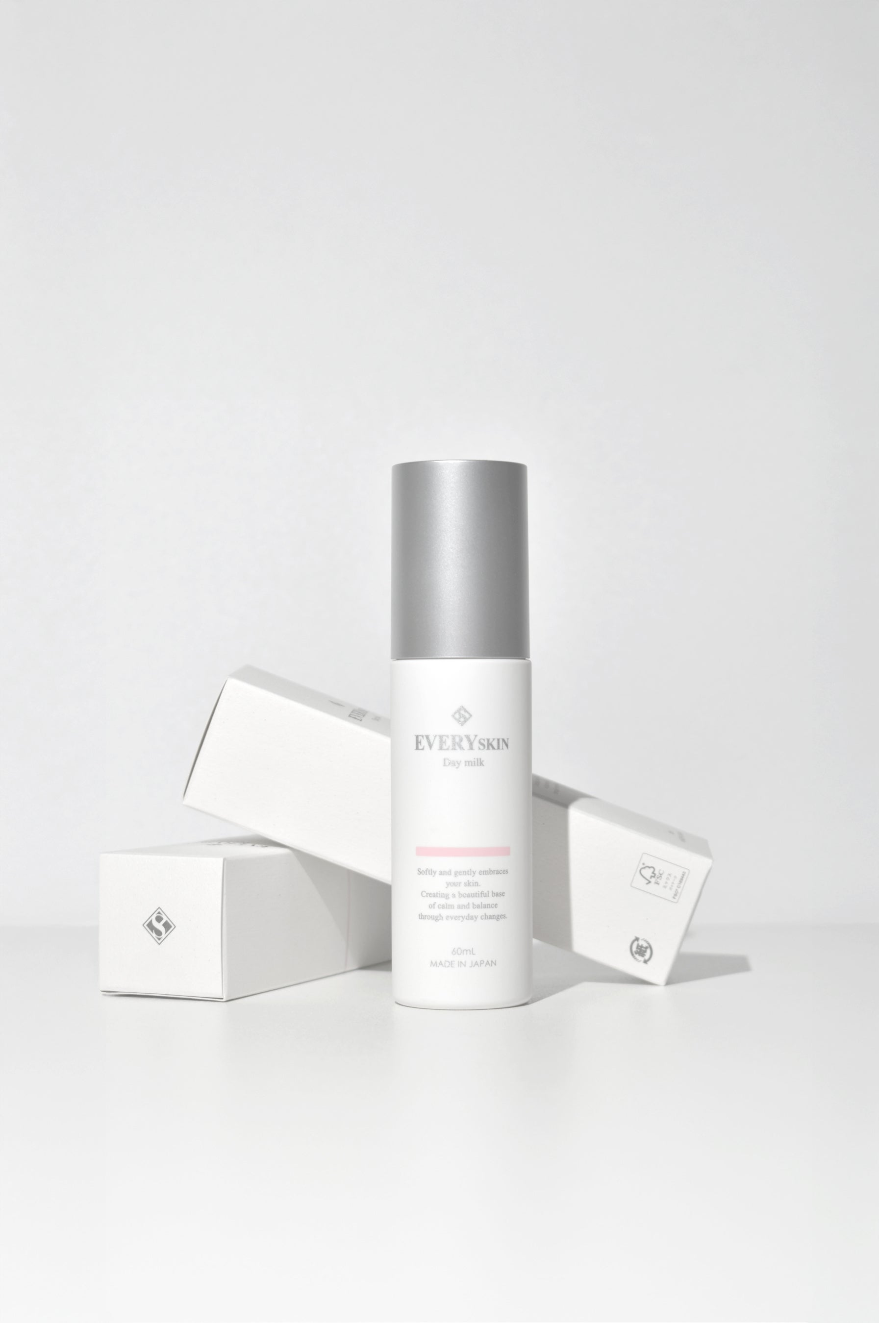 EVERYSKIN スキンケアBOX】 ブランドを象徴するセットがアップデート