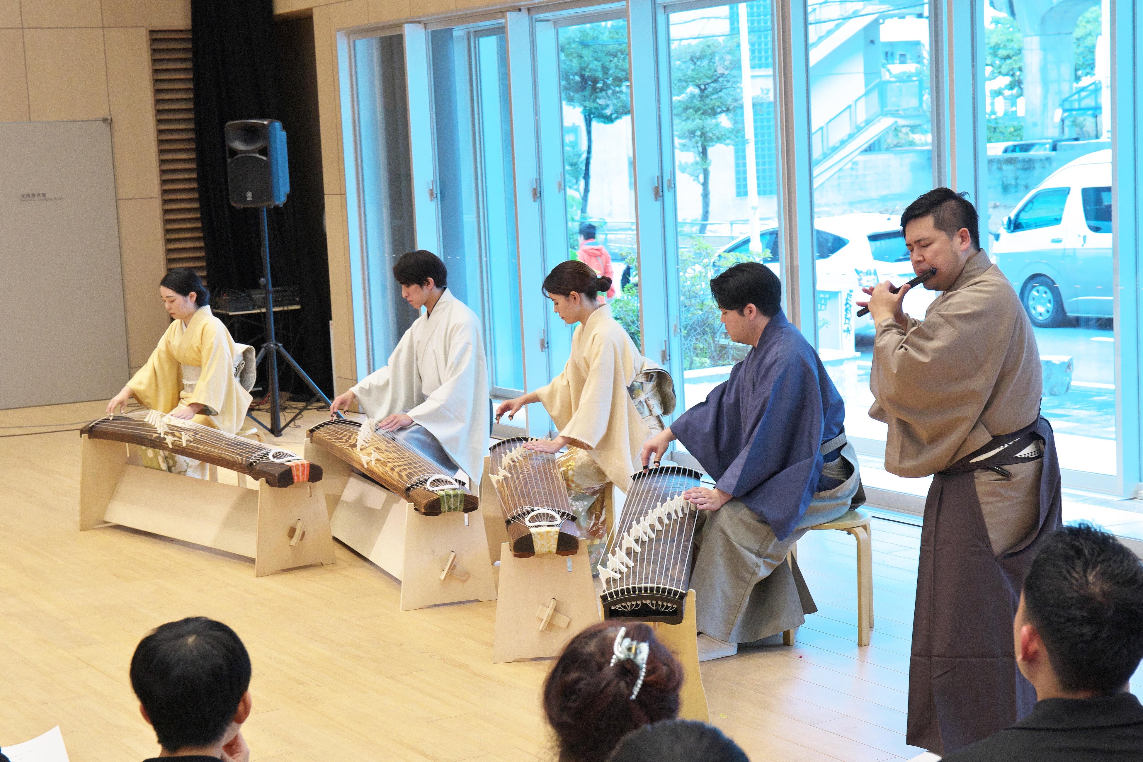琉球箏の“低音域”を拡張する新楽器「琉球箏低十三絃（仮称）」試作1号
