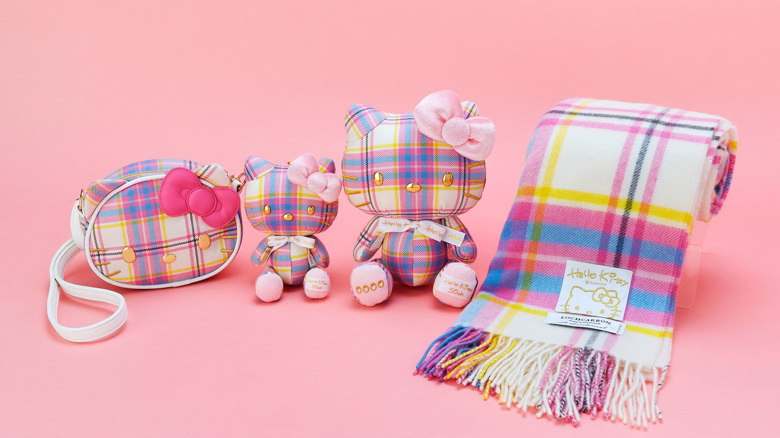 ハローキティ50周年記念！本場スコットランド認定のオリジナルタータン