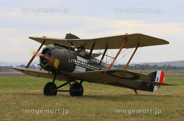 第一次世界大戦で活躍した複葉機（複製）の写真素材 [181679900]｜毎月