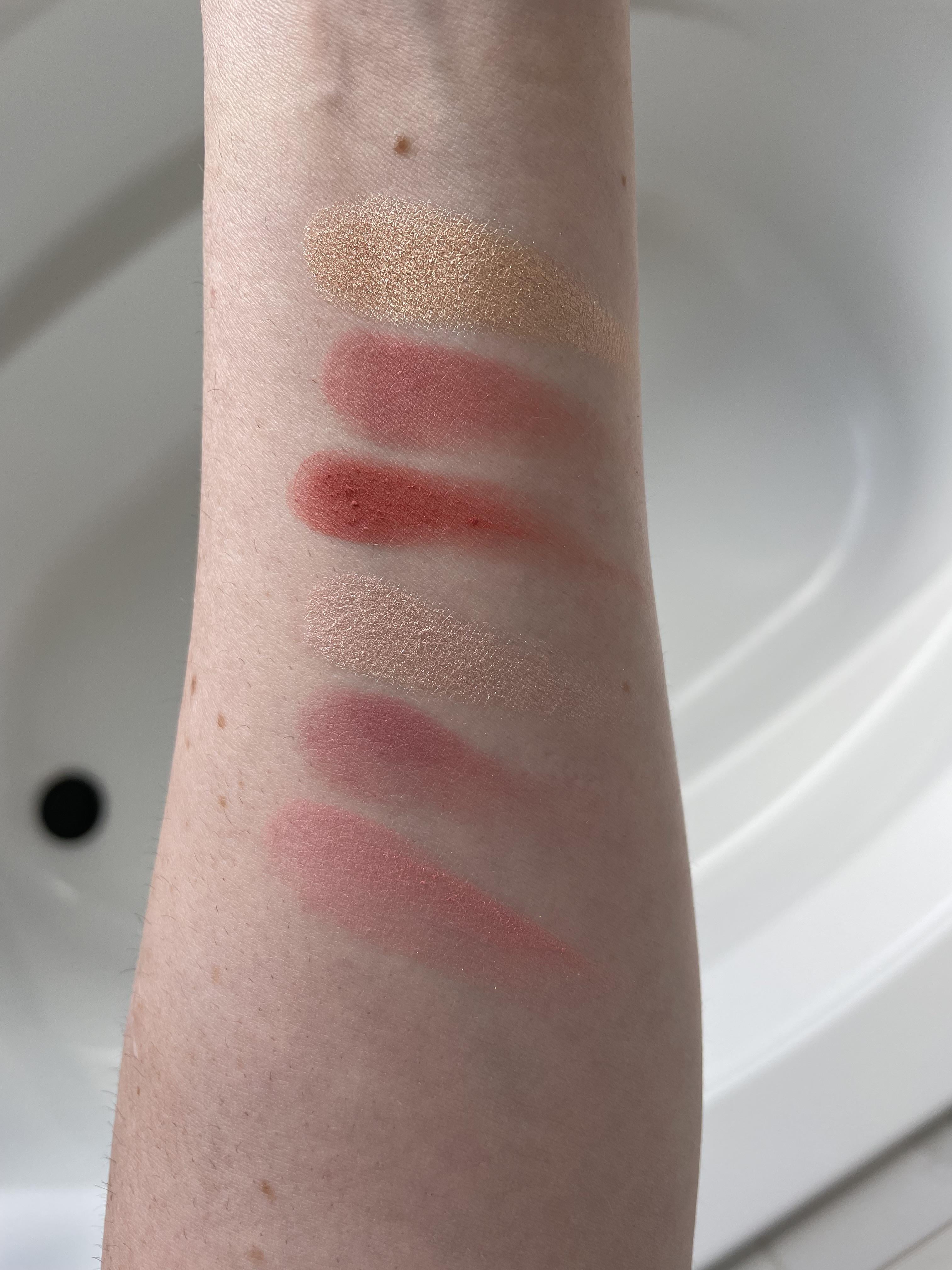 New hourglass jellyfish palette compared to last years butterfly