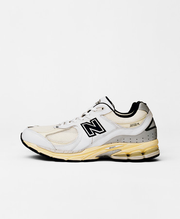 NB公式 - ニュースリリース - 「New Balance × Thisisneverthat