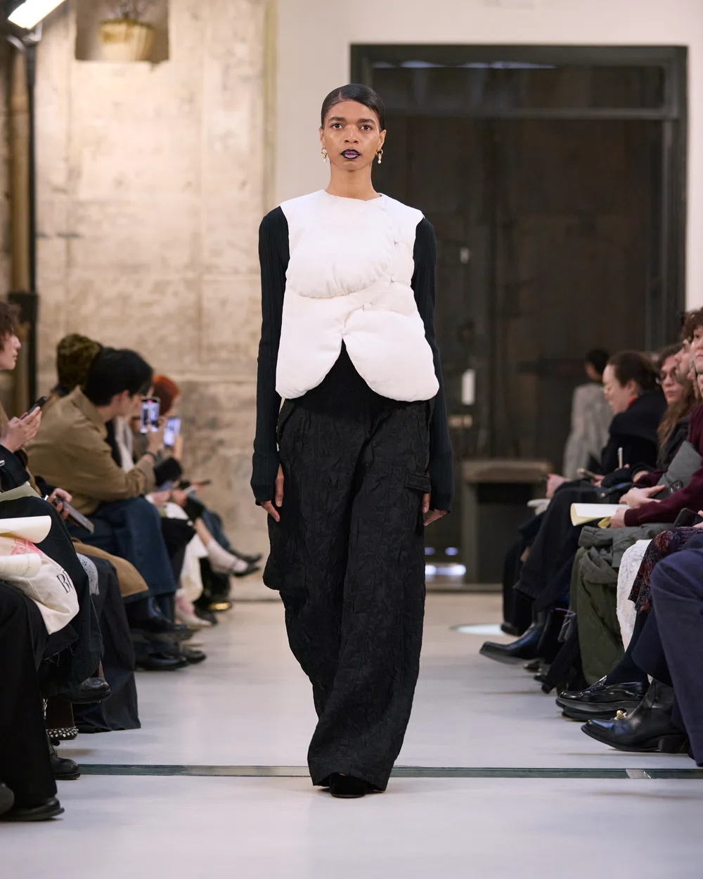 Mame Kurogouchi 2025AW COLLECTION RUNWAY │ QUI - Fashion