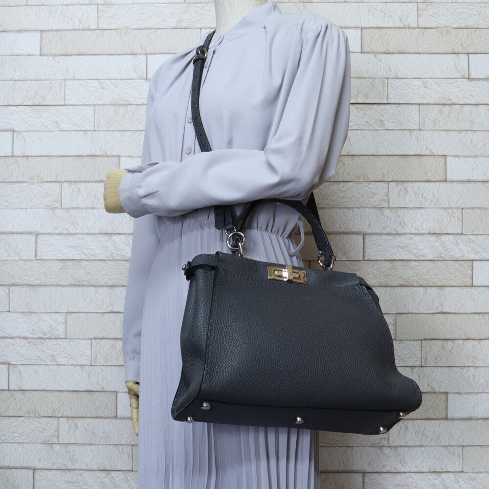 FENDI フェンディ ピーカブー セレリア ショルダーバッグ レザー