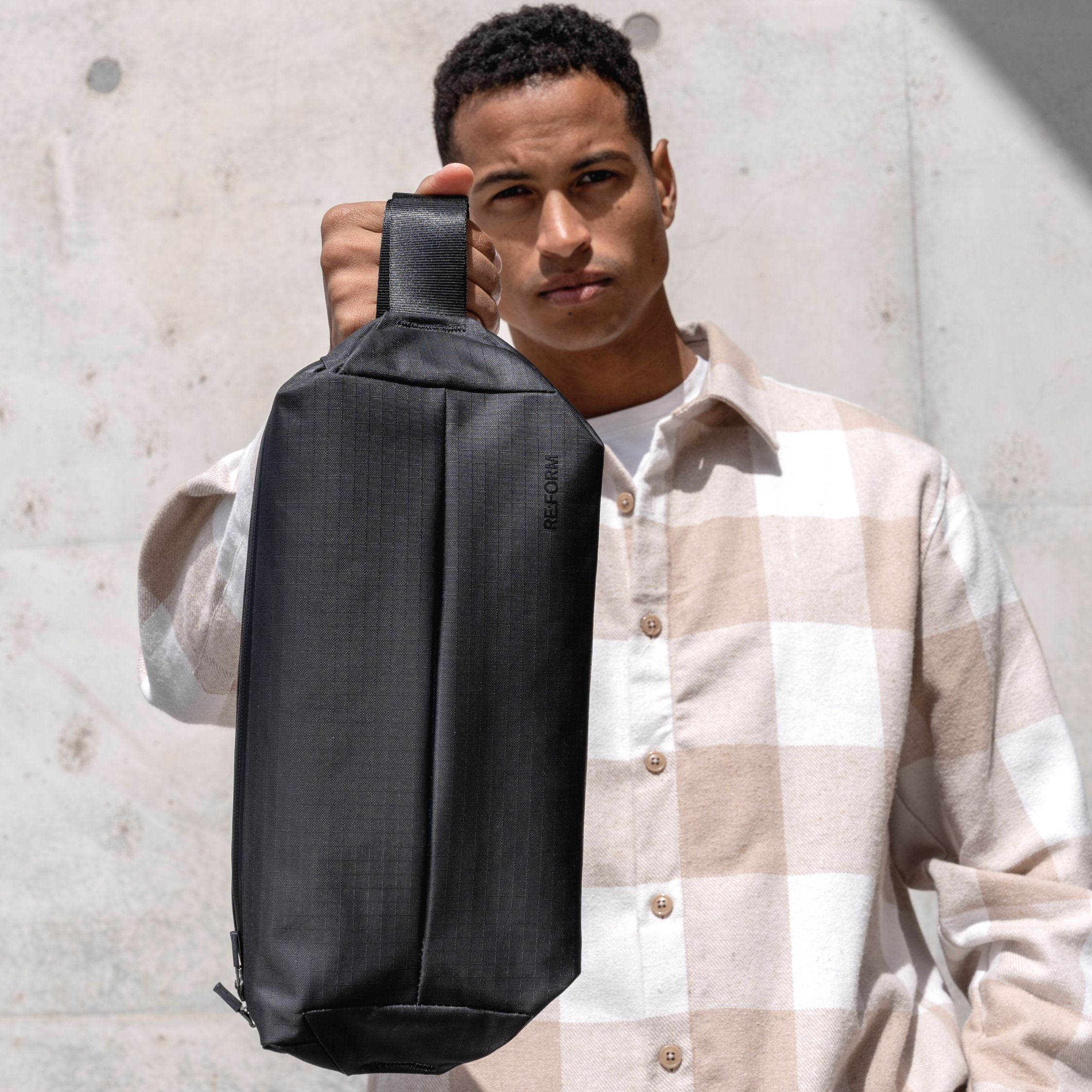 PREMIUM SLING BAGS – RE:FORM®