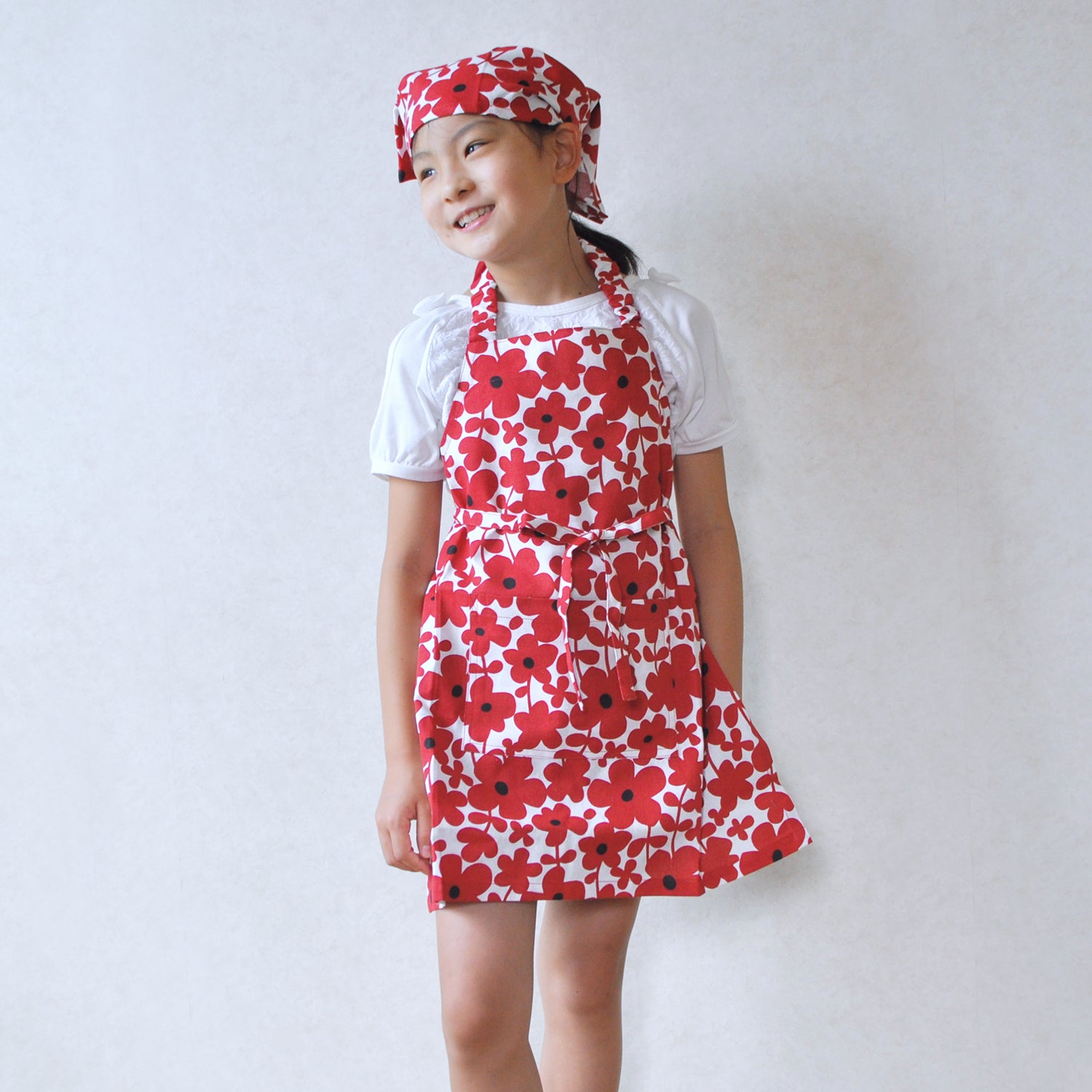 アビチュアル バンダナ付きキッズエプロンセット Mサイズ（100～130cm