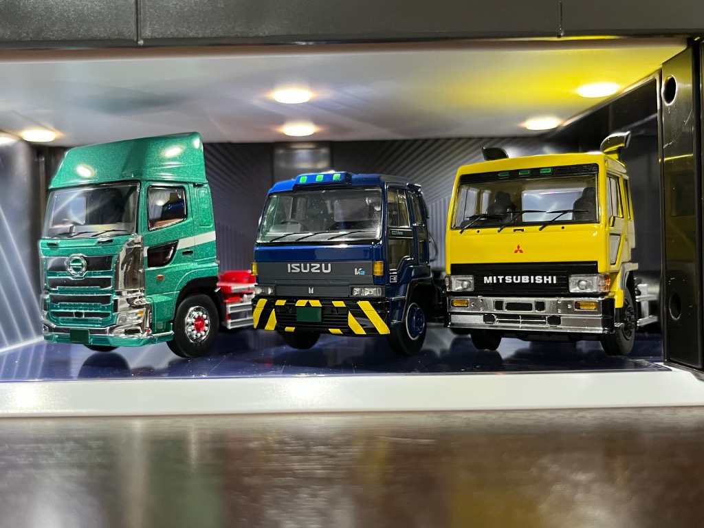 MODEL1 (モデルワン) 1/64 三菱 FUSO ザ・グレート 1986 イエロー