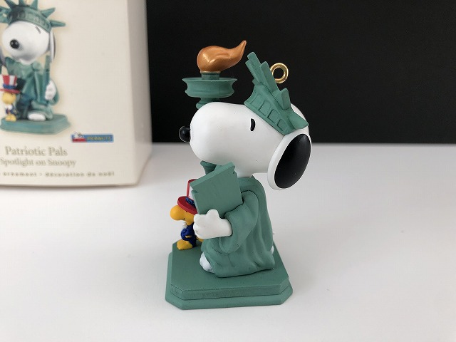 スヌーピー ウッドストック 自由の女神 2008 HALLMARK フィギュア