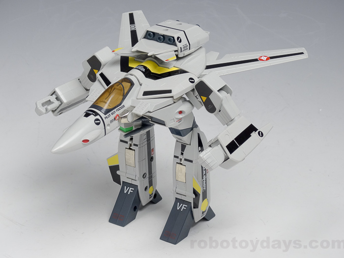 バルキリー VF-1S ロイフォッカー機（バンダイ復刻版）タカトクトイス