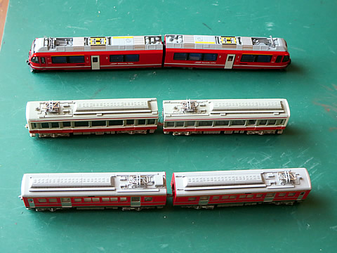 箱根登山鉄道 サン・モリッツ号の室内灯工作