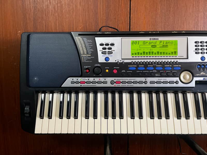 YAMAHA PSR-540 61-Key Full Size Key MIDI Portable Keyboard w/ | Reverb