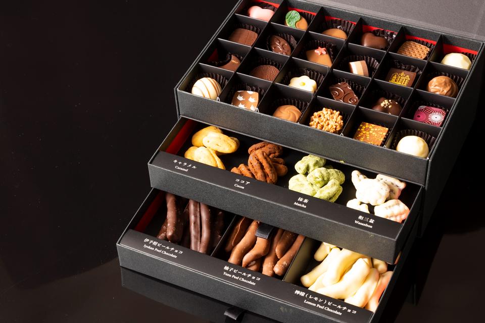 グランプラス「ギフト ザ クラシック 3段(ショコラセット）」のお
