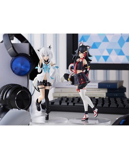 白上フブキ＆大神ミオが揃ってフィギュア化！全高約17cmと飾りやすい